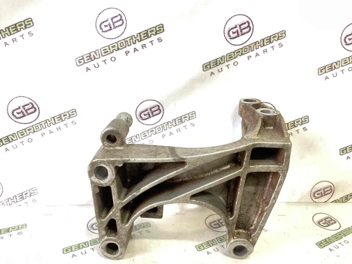 Кронштейн редуктора 4456-232 Jeep Renegade  55267587 