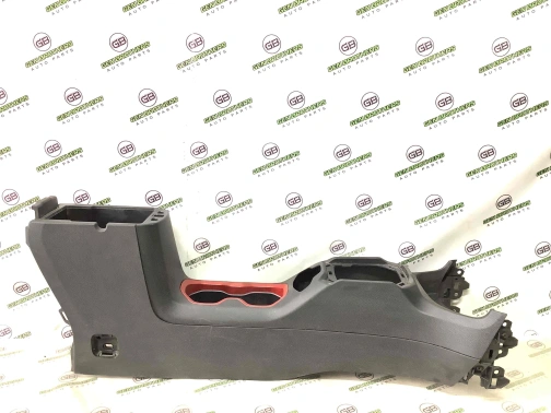 Подлокотник 4456-309 Jeep Renegade  5UX18PR3AA 