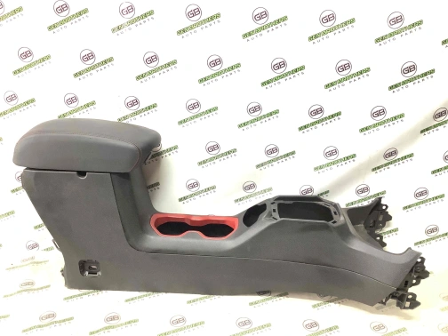 Подлокотник 4456-311 Jeep Renegade  5UX18PR3AA 
