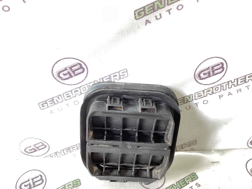 Щиток вентиляции 4456-352 Jeep Renegade  68245326AA 