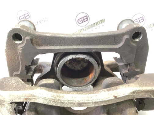 Суппорт передний левый 4456-507 Jeep Renegade  68267930AA 