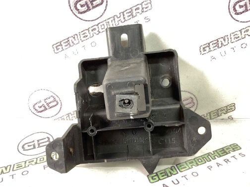 Крепление, кронштейн 4456-672 Jeep Renegade  51957104 