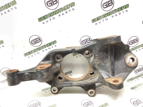 Кулак задний правый 4456-736 Jeep Renegade  68246619AA 