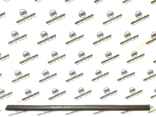 Уплотнитель стекла/двери 4466-100 Jeep Grand Cherokee 10-14  55399208AB 
