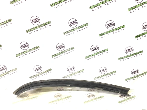 Накладки крыльев 4466-431 Jeep Grand Cherokee 10-14  1MZ77RXFAA 