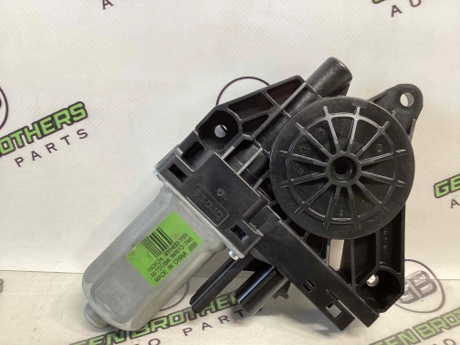 Моторчик стеклоподъемника 4467-117 Jeep Grand Cherokee 15 - 20  68079285AB 