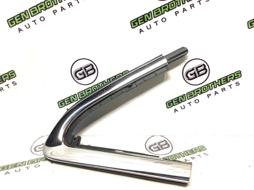 Молдинг двери передней левой 4467-125 Jeep Grand Cherokee 15 - 20  68257467AB 