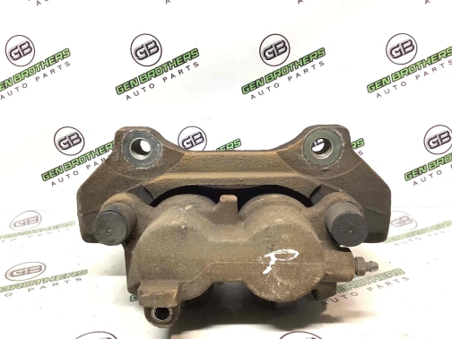 Суппорт передний правый 4467-370 Jeep Grand Cherokee 15 - 20  68138842AA 