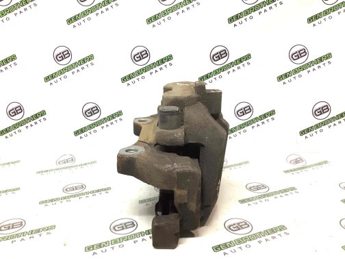 Суппорт передний правый 4467-370 Jeep Grand Cherokee 15 - 20  68138842AA 