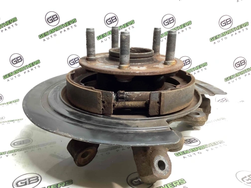 Кулак задний левый 4467-373 Jeep Grand Cherokee 15 - 20  04877113AC 