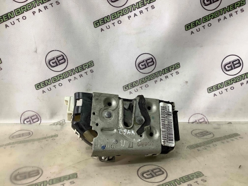 Замок двери передней правой 4467-404 Jeep Grand Cherokee 15 - 20  04589924AG 