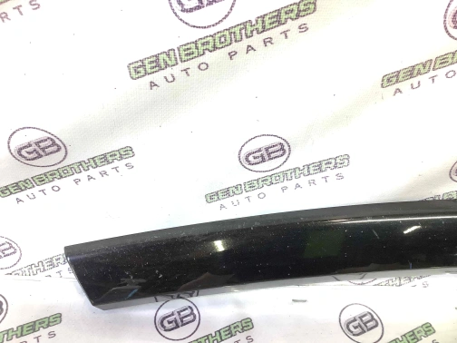 Накладка на дверь 4467-425 Jeep Grand Cherokee 15 - 20  1WD01TRMAA 