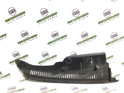 Жабо трапеции дворников, крепление жабо 4468-014 Jeep Grand Cherokee 15 - 20 