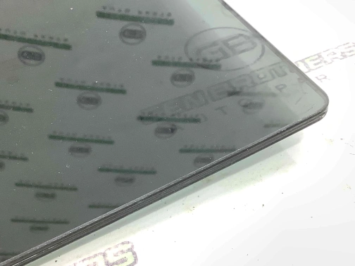 Стекло заднее левое 4468-033 Jeep Grand Cherokee 15 - 20  68235607AA 