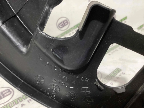 Накладка на дверь 4468-046 Jeep Grand Cherokee 15 - 20  5XT59DX9AA 