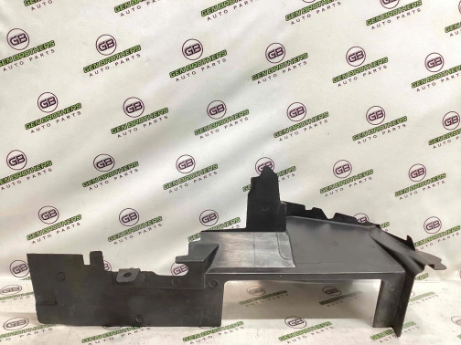Дефлектор обдува радиатора 4468-191 Jeep Grand Cherokee 15 - 20  68328720AA 