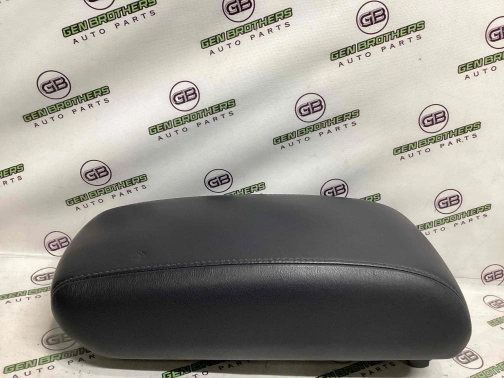 Подлокотник 4468-212 Jeep Grand Cherokee 15 - 20  6QC60LA8AA 