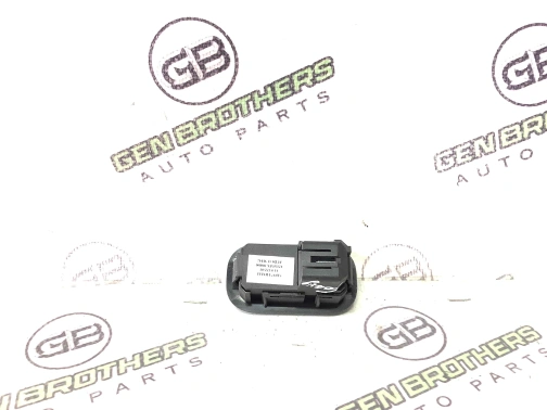 Кнопки (другое), блоки кнопок 4469-165 Jeep Grand Cherokee 15 - 20  68217508AA 