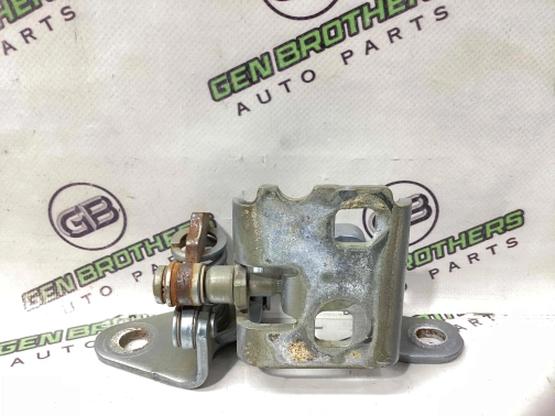 Петля дверей, замка дверей 4471-021 Jeep Patriot  5115712AK 