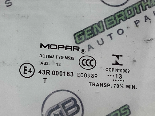 Стекло переднее правое 4471-086 Jeep Patriot  5155448AC 