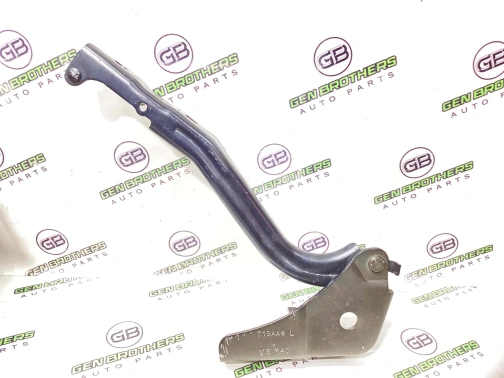 Петля капота, кронштейн капота 4472-099 Chrysler 200  68143719AA 
