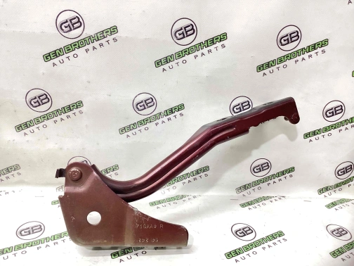 Петля капота, кронштейн капота 4472-101 Chrysler 200  68143718AA 