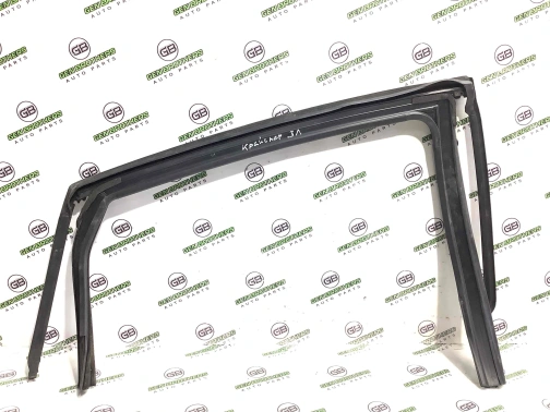 Уплотнитель стекла/двери 4472-371 Chrysler 200  68144965AE 