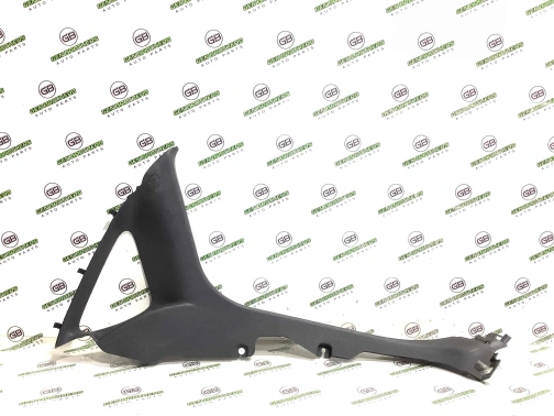 Обшивка задней стойки левая 4472-401 Chrysler 200  1WW31DX9AE 