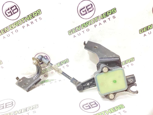 Датчик уровня подвески (клиренса) 4473-008 Lincoln MKZ  M1318122651B 