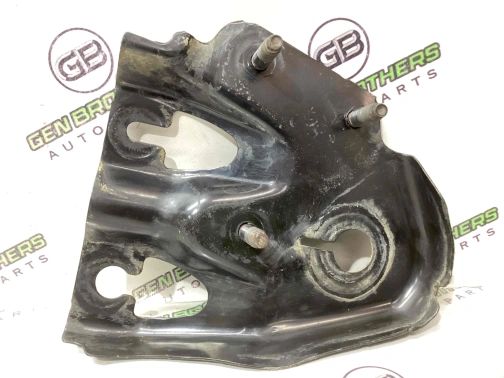 Крепление, кронштейн 4473-083 Lincoln MKZ  DG935E053AC 