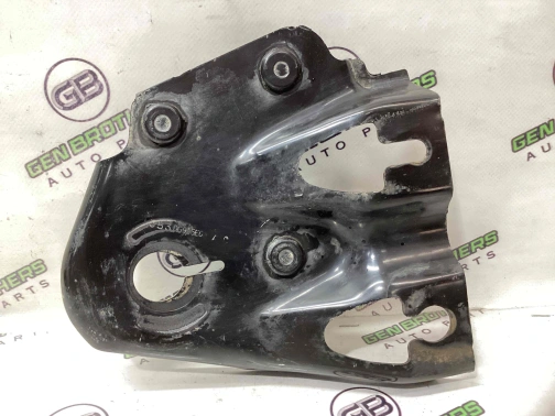 Крепление, кронштейн 4473-083 Lincoln MKZ  DG935E053AC 