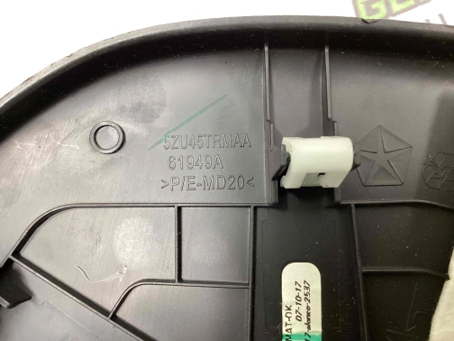 Обшивка приборной панели (торпедо) 4667-047 Jeep Compass 17-23  5ZU45TRMAA 