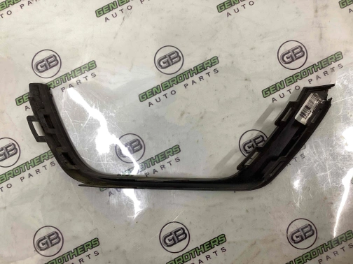 Рамка противотуманной фары, рамка поворотника 4667-061 Jeep Compass 17-23  5UQ01RXFAB 