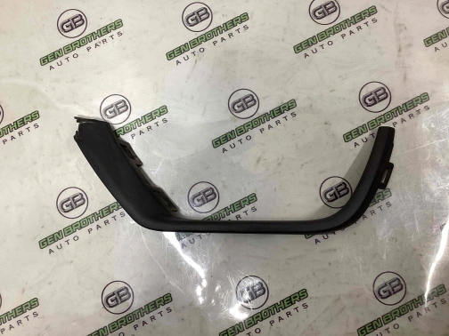 Рамка противотуманной фары, рамка поворотника 4667-061 Jeep Compass 17-23  5UQ01RXFAB 