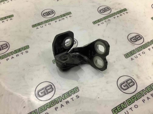 Петля дверей, замка дверей 4667-330 Jeep Compass 17-23  68306524AA 