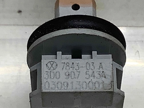 Датчик температуры воздуха в салоне 4811-343 Audi a6  3D0907543A 