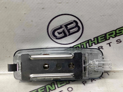 Фонарь салонный, плафон, проч. 4811-509 Audi a6  4E0947105 