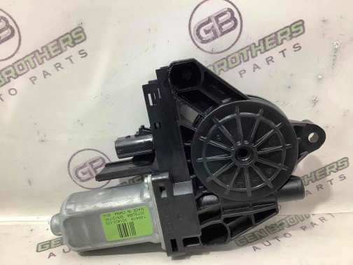 Моторчик стеклоподъемника 5214-111 Jeep Cherokee KL 18-23  68227366AA 