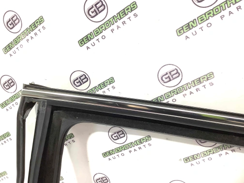 Молдинг двери задней левой 5214-357 Jeep Cherokee KL 18-23  68142971AF 