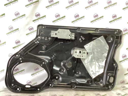 Обшивка дверей и карт 5378-426 Infiniti M 37  807741MA0B 