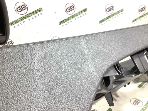 Подлокотник 5527-290 Volkswagen Passat B7 USA  561863243 