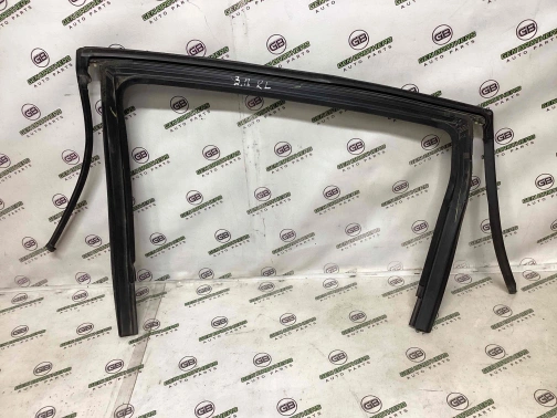 Уплотнитель стекла/двери 5654-257 Jeep Cherokee KL 14-18  68142970AE 