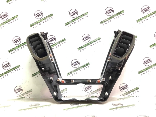 Рамка магнитолы 6202-218 Acura MDX  77250TZ5A01ZB 