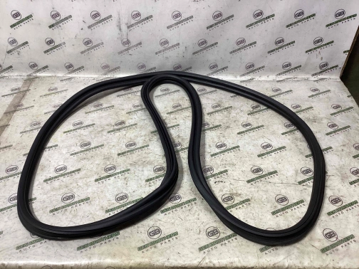 Уплотнитель крышки багажника, двери багажника 6213-068 Jeep Cherokee KL 14-18  68225189AA 