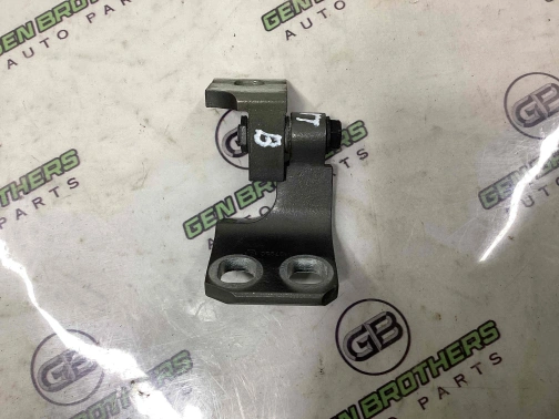 Петля дверей, замка дверей 6291-256 Jeep Cherokee KL 14-18  68140735AB 