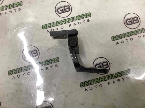 Петля дверей, замка дверей 6291-257 Jeep Cherokee KL 14-18  68140737AB 