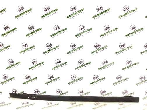 Молдинг лобового стекла 6431-086 Jeep Patriot  1BB33RXFAG 