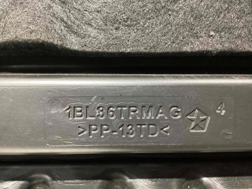 Напольное покрытие багажника, полка багажника 6431-183 Jeep Patriot  1BL86TRMAG 