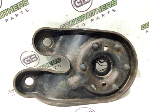 Кронштейн переднего подрамника 6438-066 Dodge Journey  5151014AA 