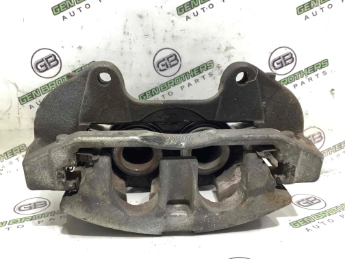 Суппорт передний левый 6438-082 Dodge Journey  68144161AA 